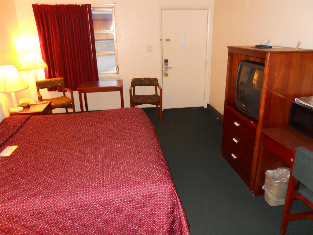 Best Budget Inn Tell City Chambre photo
